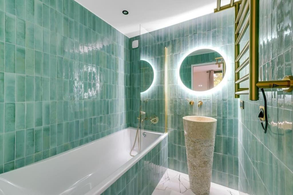 Splendide A Avenue Achille Peretti Ii Neuilly-sur-Seine